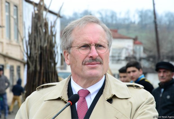 Роберт Секута: Некоторые силы пытаются разделить народы, но США и Азербайджан заинтересованы в совместном сотрудничестве