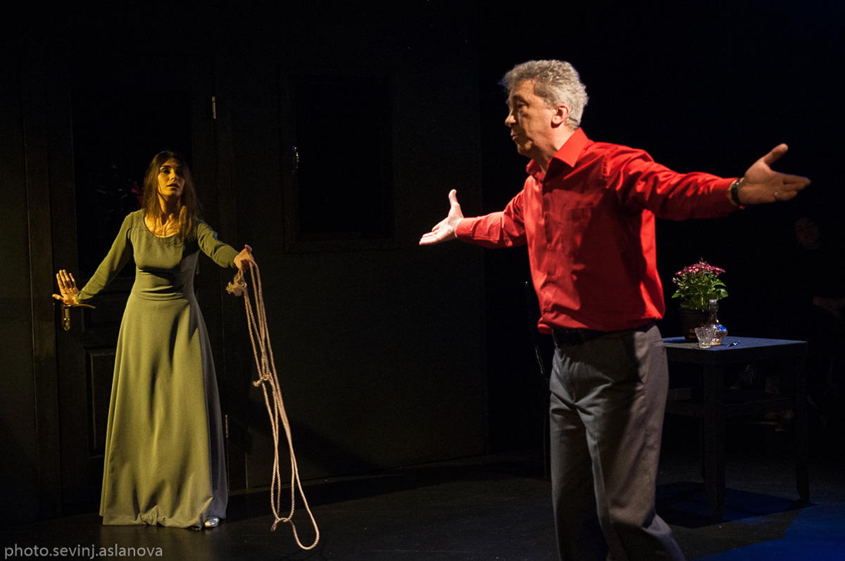 Героиня из тени забытья и таинственный Дух  - необычная премьера в  Баку  (ФОТО)