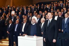 Президенты Азербайджана и Ирана приняли участие в бизнес-форуме в Баку (ФОТО)