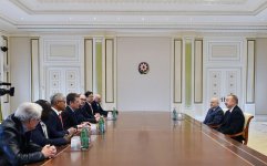 Президент Ильхам Алиев принял делегацию Международного союза архитекторов (ФОТО)