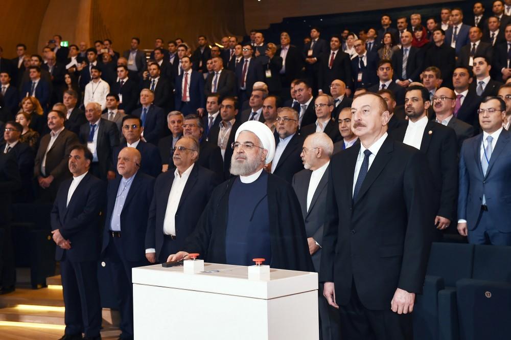Президенты Азербайджана и Ирана приняли участие в бизнес-форуме в Баку (ФОТО)