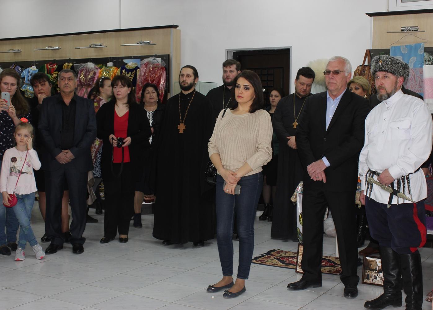 Яркие краски Пасхального базара в Баку (ФОТО)