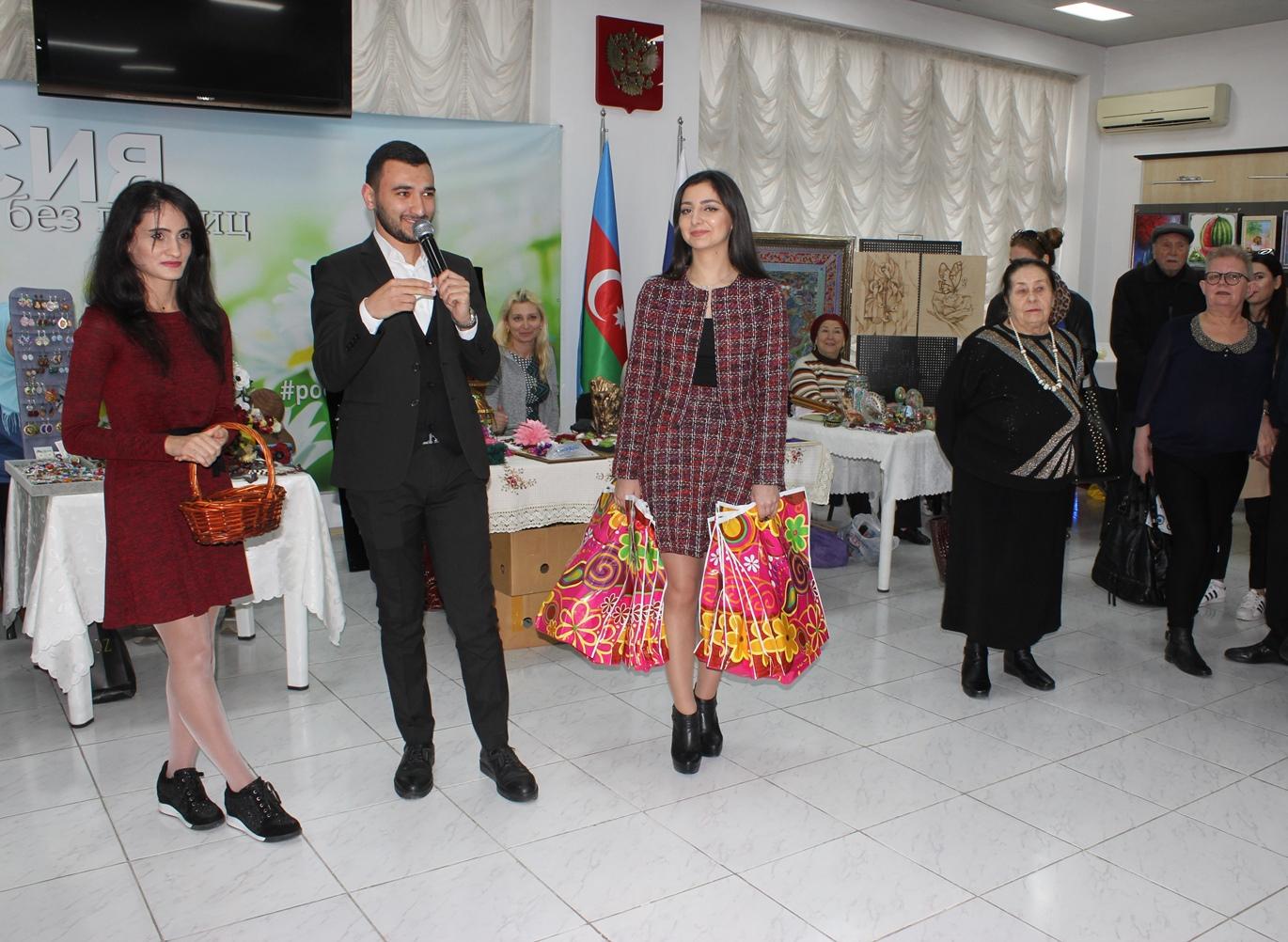 Яркие краски Пасхального базара в Баку (ФОТО)