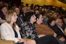 Никос Ксантулис поразил игрой на древней лире и исполнением "Сары гялин" (ФОТО)