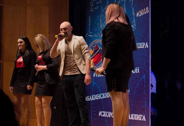 Индийские страсти в Баку, или как Агиль М. Гулиев нашел брата-близнеца (ФОТО)