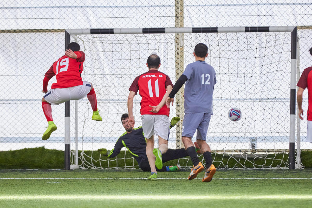 Azfar Бизнес Лига -2018, 1-й тур: Три покера, восемь хет-триков и зрелищный футбол (ВИДЕО, ФОТО)