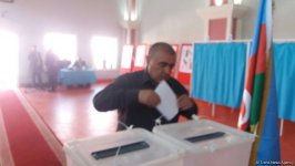 В ходе президентских выборов в Азербайджане продолжается голосование в исправительном учреждении №17 (ФОТО)