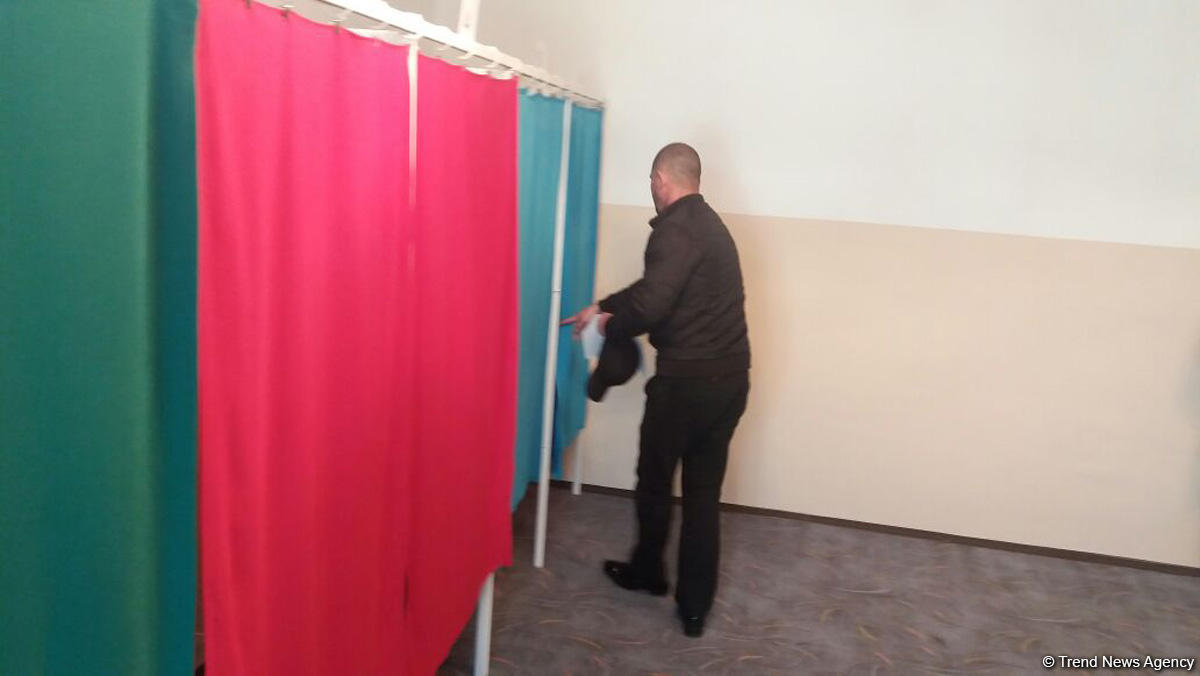 В Азербайджане продолжается голосование в исправительном учреждении № 2 (ФОТО)