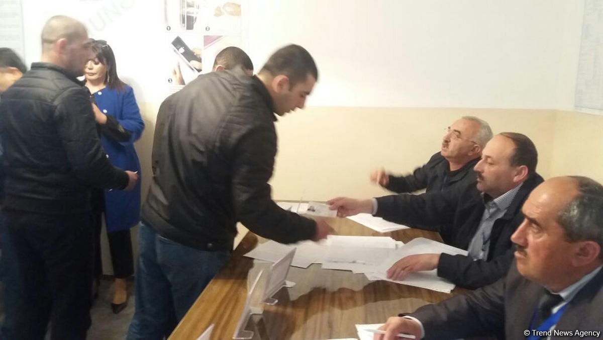 В Азербайджане продолжается голосование в исправительном учреждении № 2 (ФОТО)