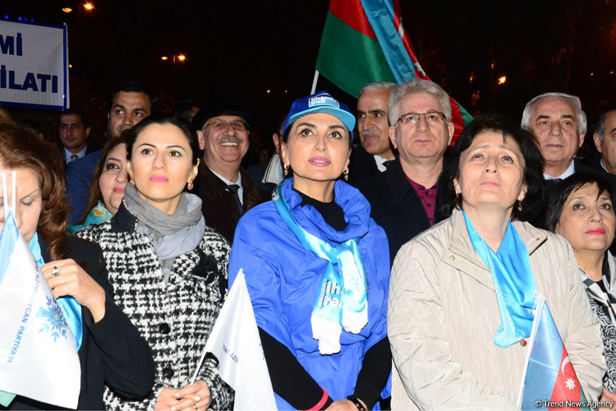 В Баку состоялся концерт "İlhamla irəli" (ФОТО)