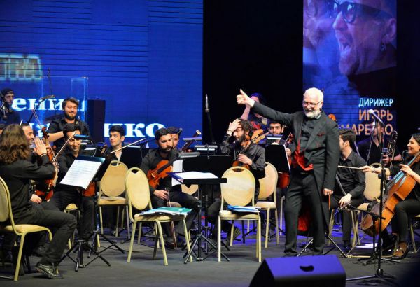 Баку объединяет AC/DC, Metallica, Nirvana, Aerosmith, Rammstein, Led Zeppelin …