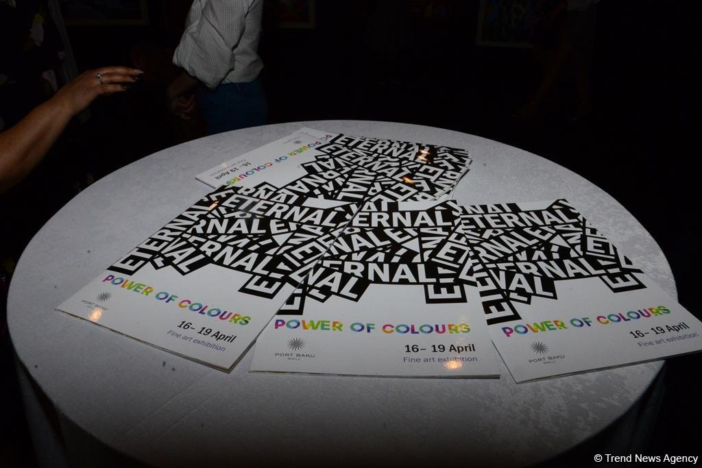 В Port Baku Mall открылась выставка 18 талантливых женщин-художниц "Вечная сила цвета" (ФОТО)