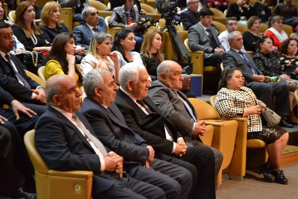 Али хан и Пери ханум: Вечера дастана в Баку (ФОТО)