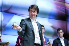 Лидеры мировых шахмат в Азербайджане – хорошее настроение на пути к победе (ФОТО)