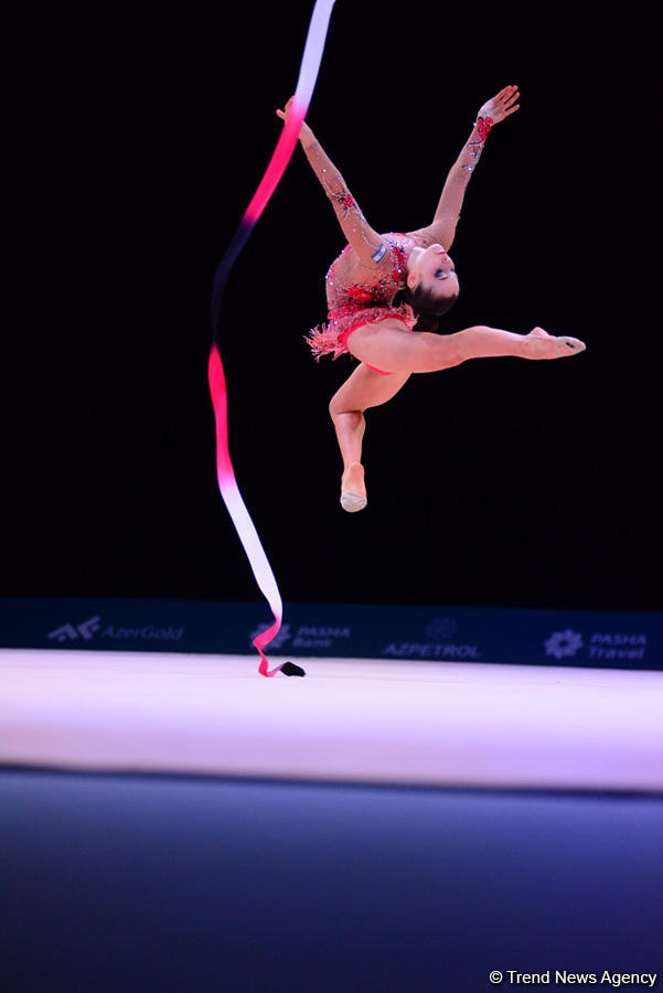 Российская гимнастка завоевала золото AGF Junior Trophy в упражнениях с булавами