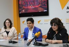 Флора Керимова: Перед вами сидит народная артистка Азербайджана (ФОТО)