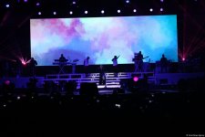 Фантастическое шоу Кристины Агилеры в рамках Гран-при Азербайджана Формулы 1 (ВИДЕО, ФОТО)