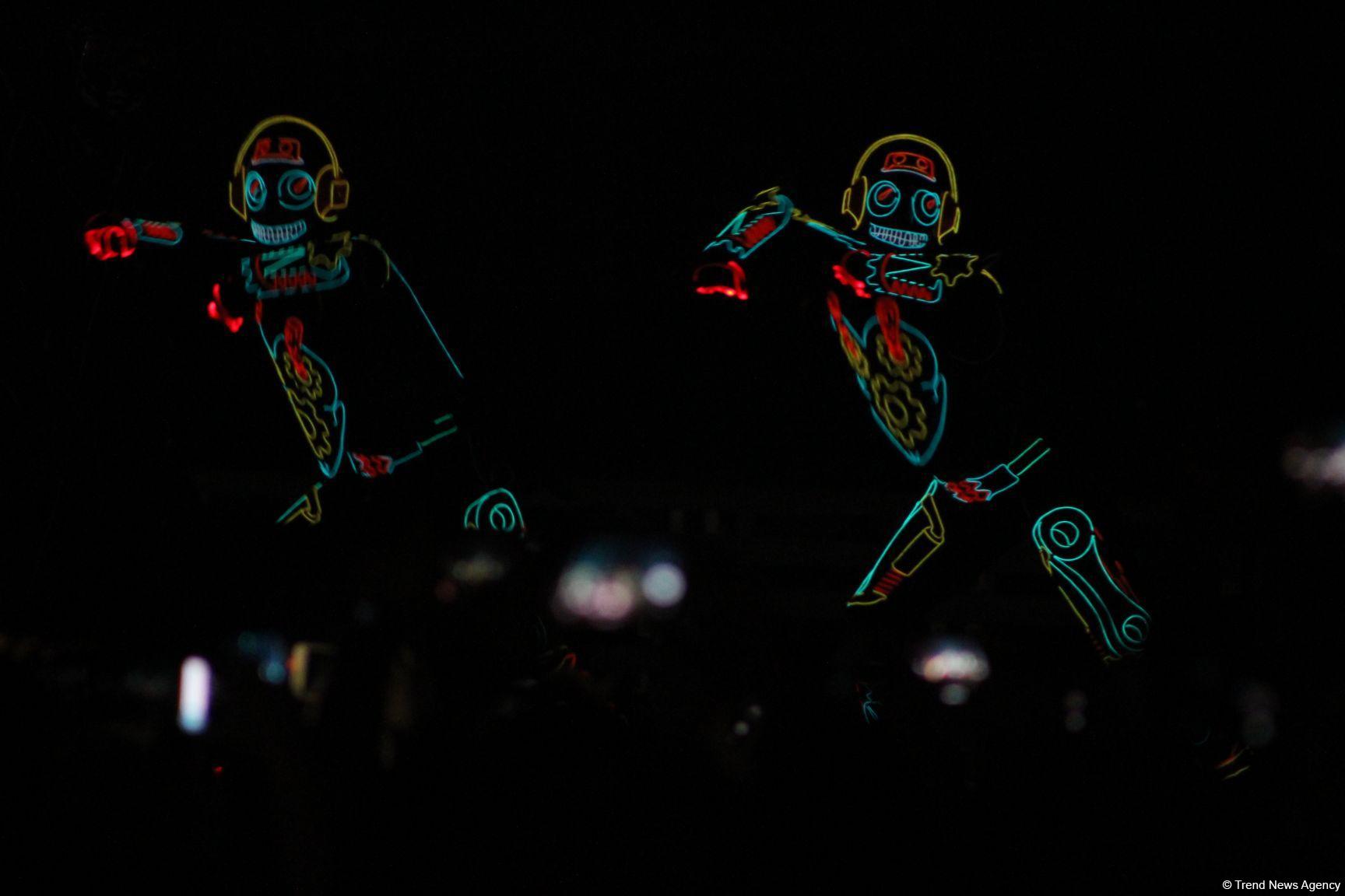 Фантастическое шоу Кристины Агилеры в рамках Гран-при Азербайджана Формулы 1 (ВИДЕО, ФОТО)