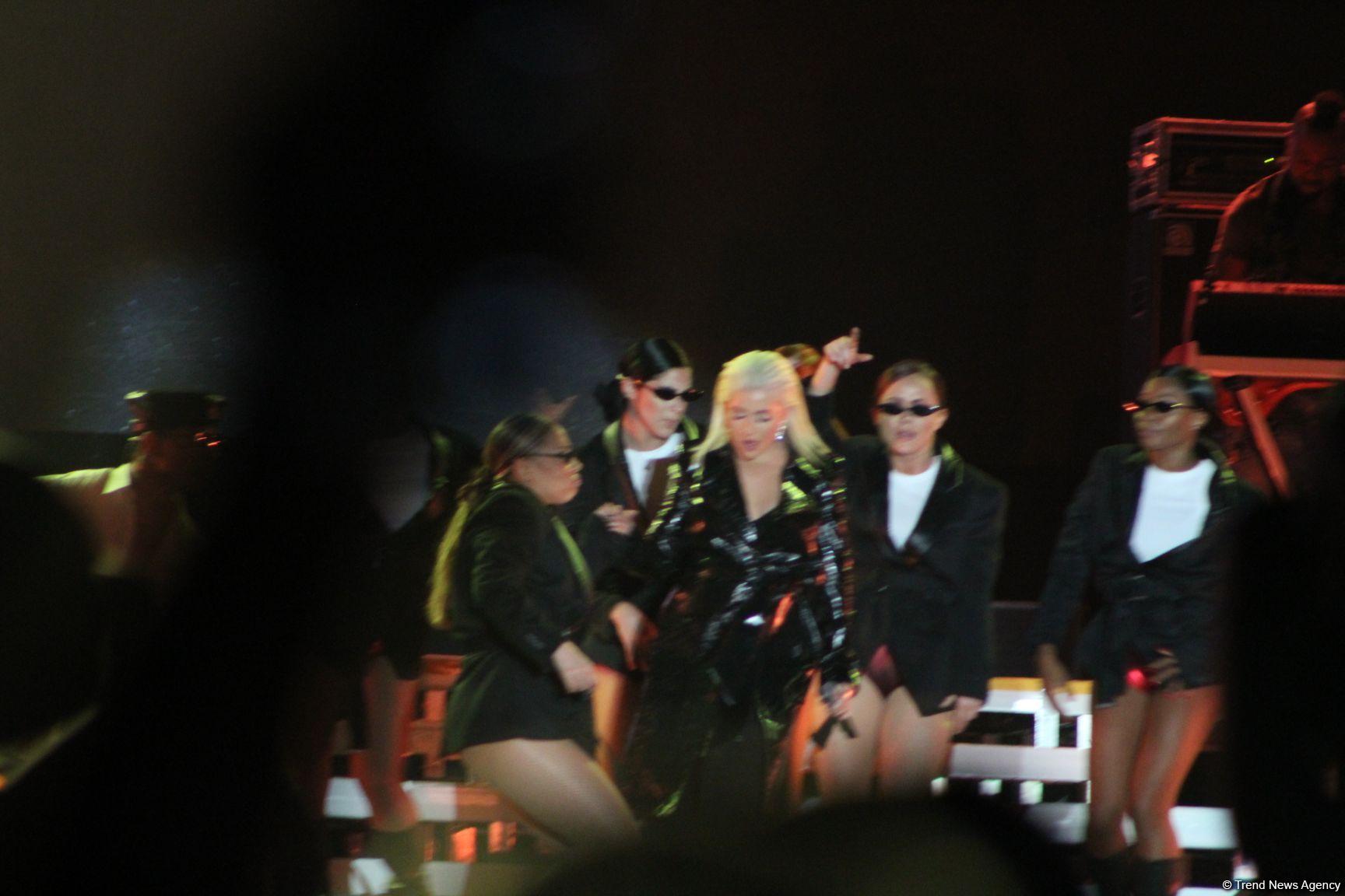 Фантастическое шоу Кристины Агилеры в рамках Гран-при Азербайджана Формулы 1 (ВИДЕО, ФОТО)