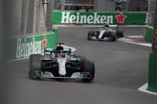 Президент Ильхам Алиев и его супруга Мехрибан Алиева наградили победителей Гран-при Азербайджана Формулы 1 (ФОТО, ВИДЕО)