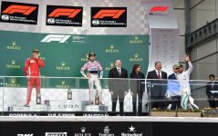 Президент Ильхам Алиев и его супруга Мехрибан Алиева наградили победителей Гран-при Азербайджана Формулы 1 (ФОТО, ВИДЕО)