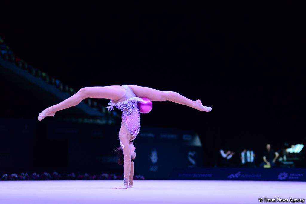 Стартовали финалы Кубка мира по художественной гимнастике в Баку (ФОТО)