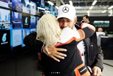 Люблю тебя, Баку - Кристина Агилера и Льюис Хэмилтон (ФОТО)