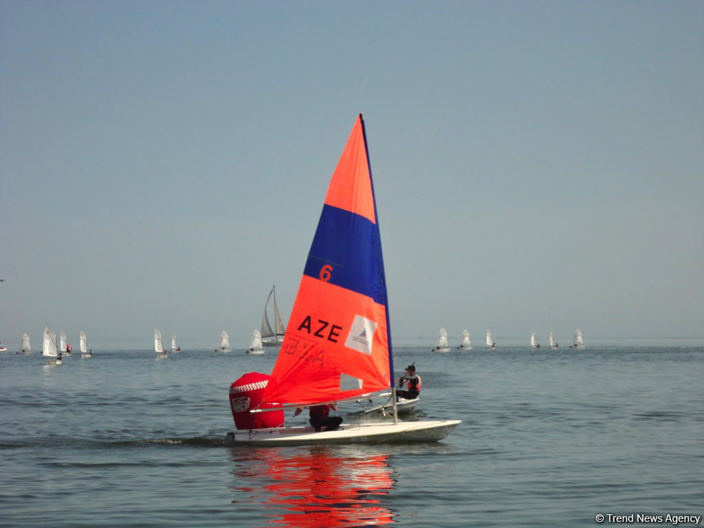 В Баку проходит регата парусных яхт, посвященная 95-й годовщине со дня рождения общенационального лидера Гейдара Алиева (ФОТО)