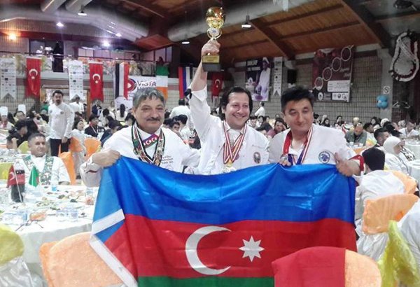 Азербайджанские кулинары завоевали "Черный ящик" в Турции (ФОТО)