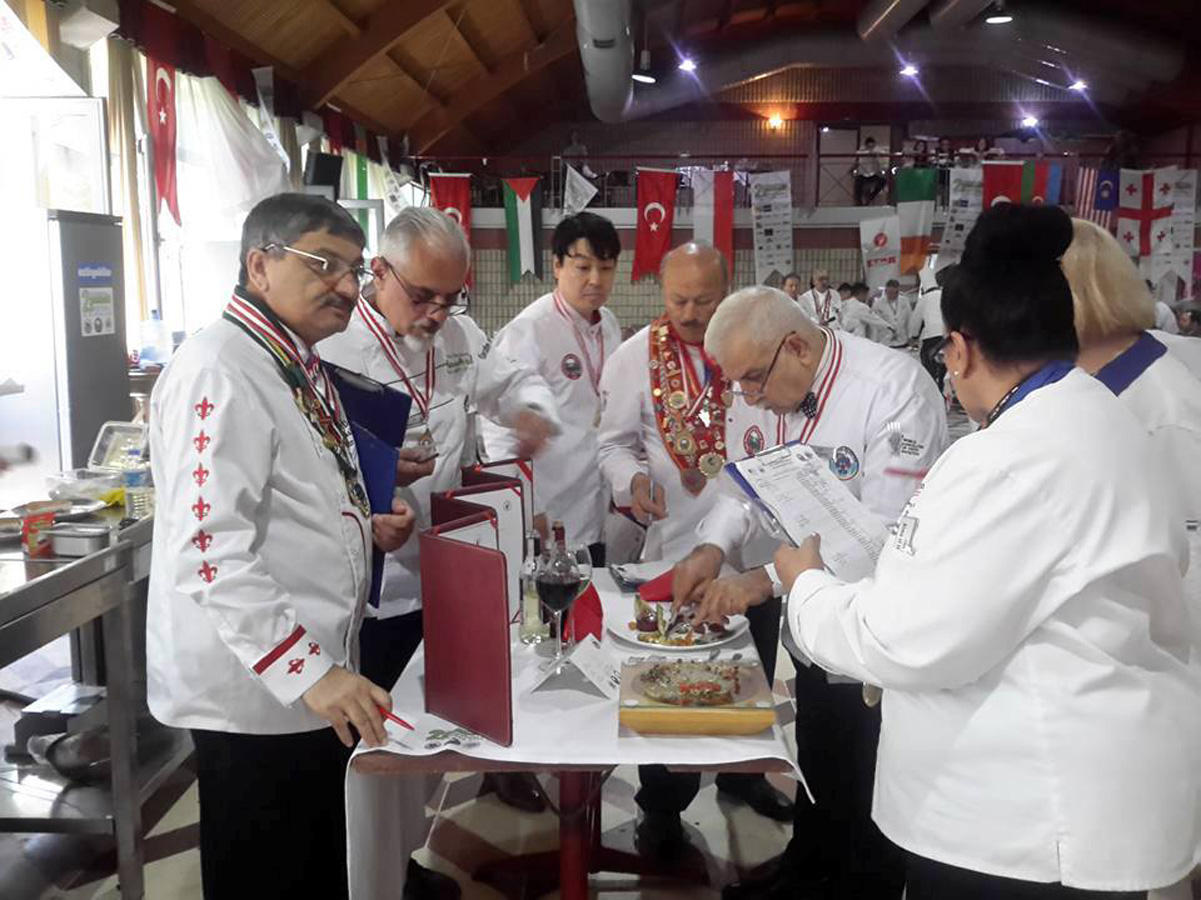 Азербайджанские кулинары завоевали "Черный ящик" в Турции (ФОТО)