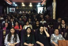 Кино для всех: фильм "Dolu" показали людям с нарушением зрения  и слуха (ФОТО)