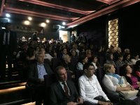 Кино для всех: фильм "Dolu" показали людям с нарушением зрения  и слуха (ФОТО)