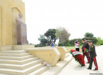 Общественность Азербайджана отмечает День Победы  (ФОТО)