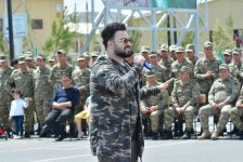 В Евлахе прошел праздничный концерт для военнослужащих (ФОТО)