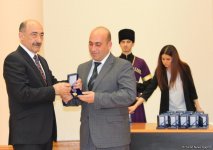 В Баку состоялось награждение деятелей культуры и искусства (ФОТО)