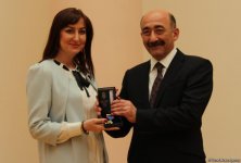 В Баку состоялось награждение деятелей культуры и искусства (ФОТО)