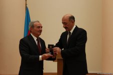 В Баку состоялось награждение деятелей культуры и искусства (ФОТО)