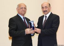 В Баку состоялось награждение деятелей культуры и искусства (ФОТО)