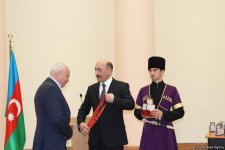В Баку состоялось награждение деятелей культуры и искусства (ФОТО)