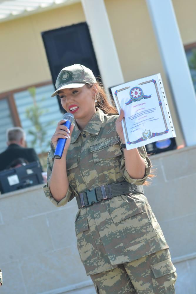 В Евлахе прошел праздничный концерт для военнослужащих (ФОТО)