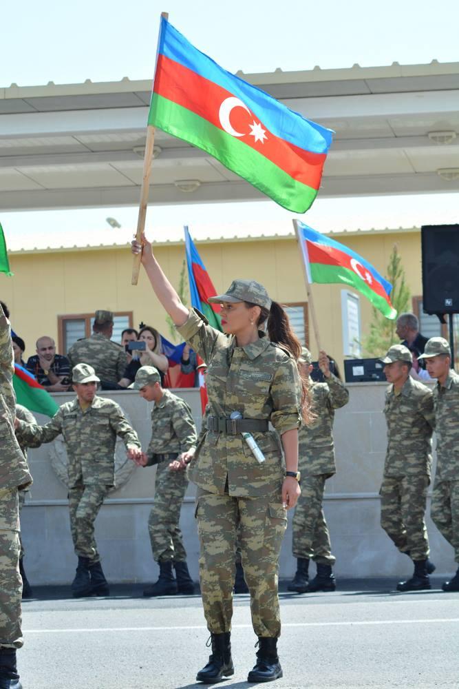 В Евлахе прошел праздничный концерт для военнослужащих (ФОТО)