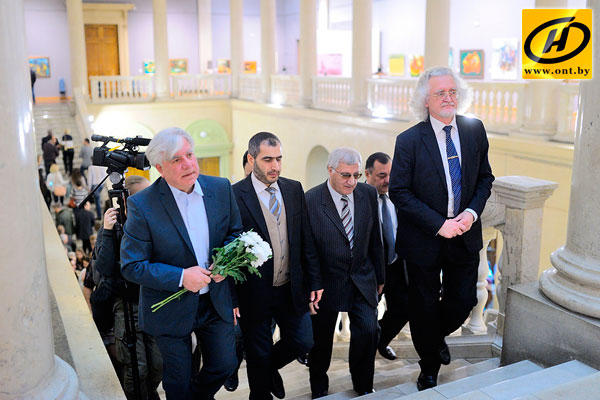 Азербайджанский гений Камиль Камал из Беларуси: Через искусство люди могут прочесть мою душу (ФОТО)