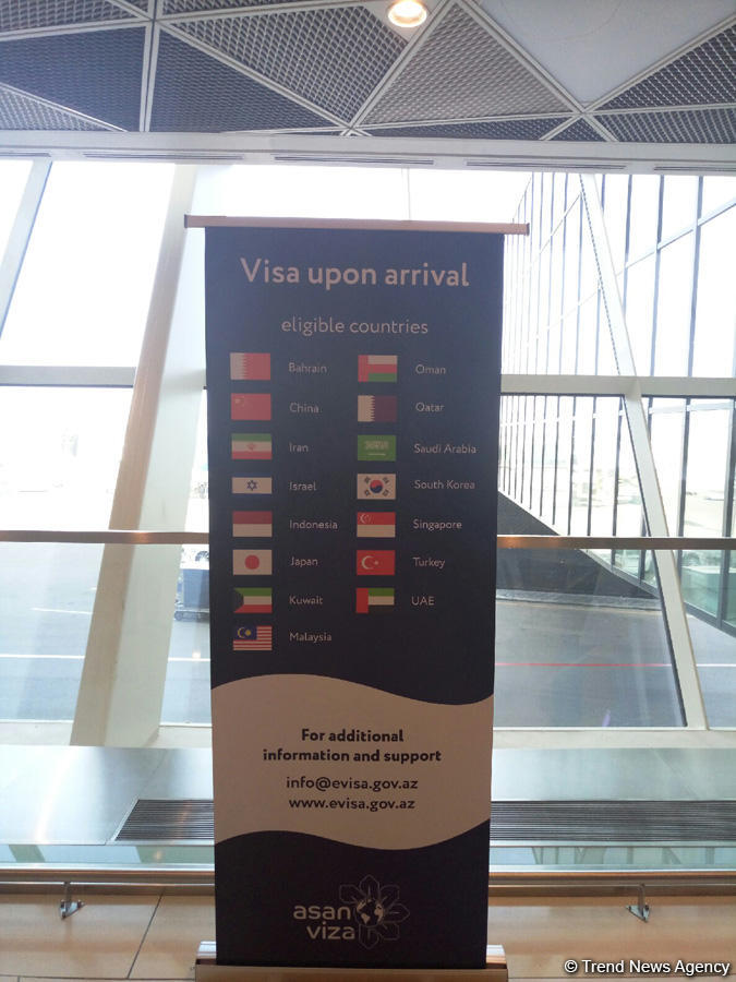 Иностранцы смогут получать визу в аэропорту в Баку через терминалы самообслуживания (ФОТО)