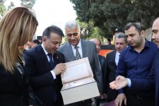 Праздник книги в Баку с участием звезд (ФОТО)