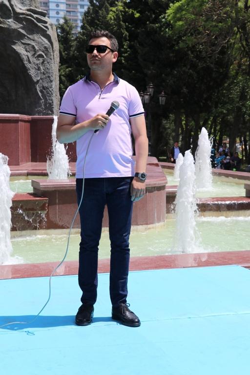 Праздник книги в Баку с участием звезд (ФОТО)