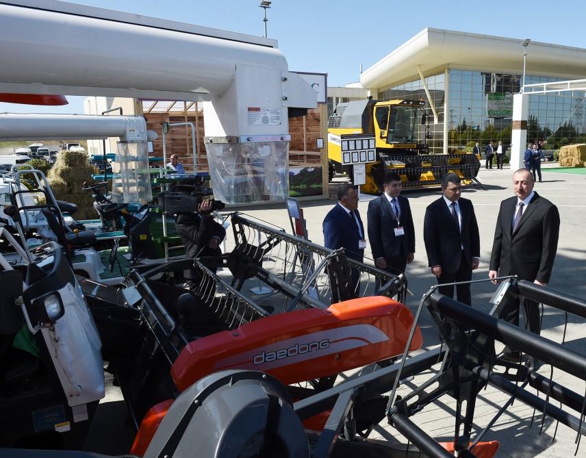 Президент Ильхам Алиев ознакомился с XXIV Азербайджанской международной продовольственной выставкой (ФОТО)