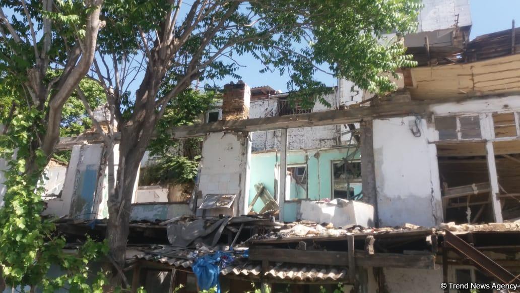 Из домов в Баиловской оползневой зоне в Баку переселены 55 человек  (ФОТО)