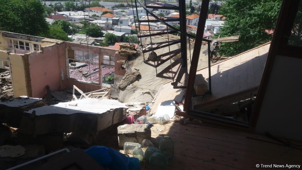 Из домов в Баиловской оползневой зоне в Баку переселены 55 человек  (ФОТО)