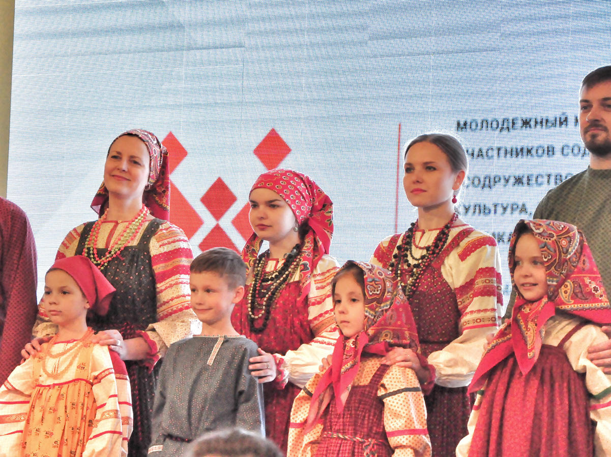 Россия-Азербайджан: Опора на молодых (ФОТО)