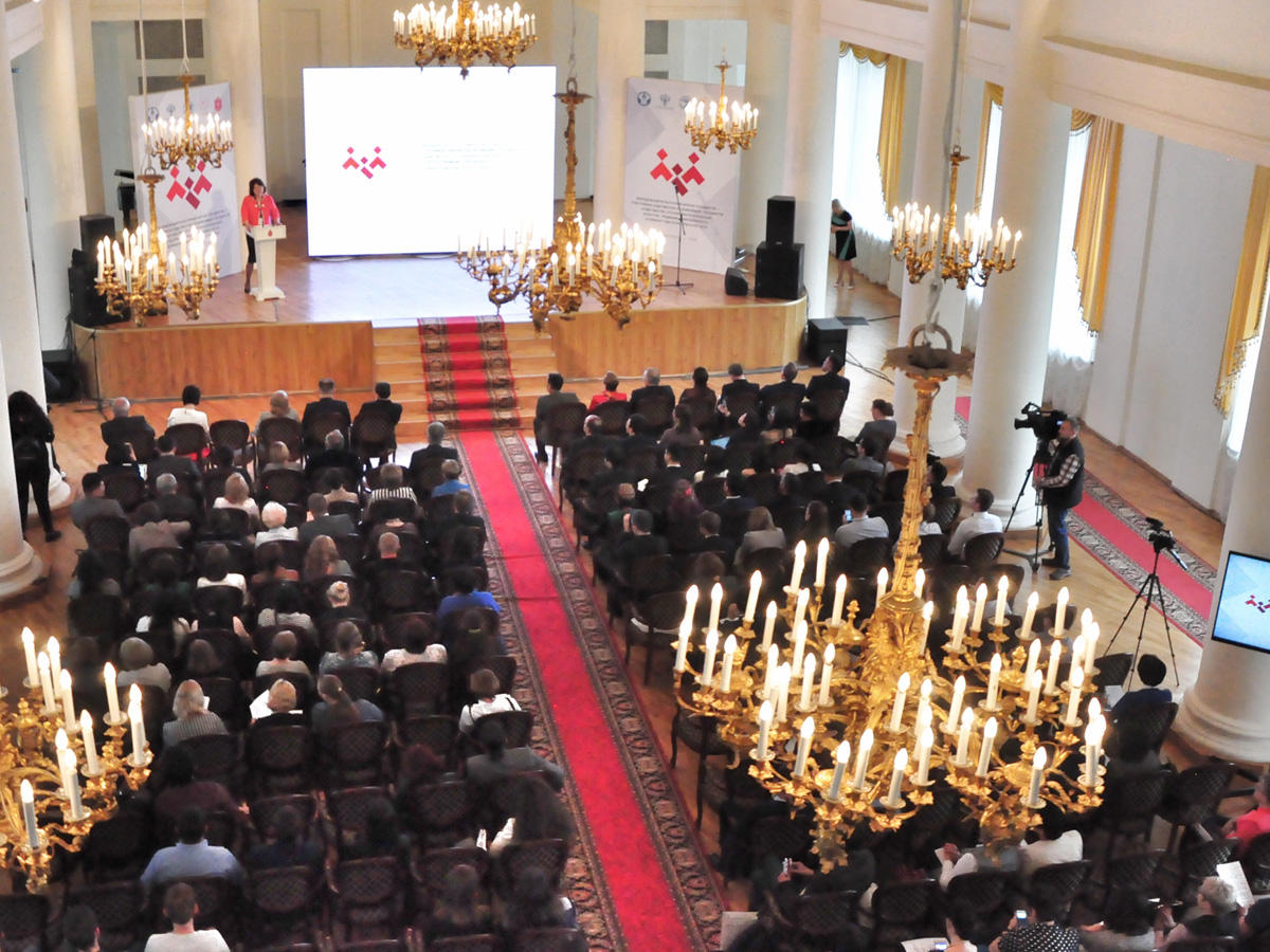 Россия-Азербайджан: Опора на молодых (ФОТО)